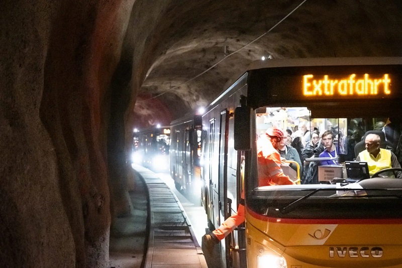 Rettungsuebung Loetschberg Basistunnel