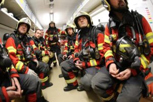 Rettungsuebung Loetschberg Basistunnel